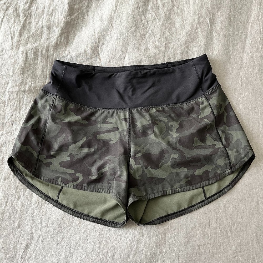 Lululemon High Rise Speed Up Short 4" in Camo